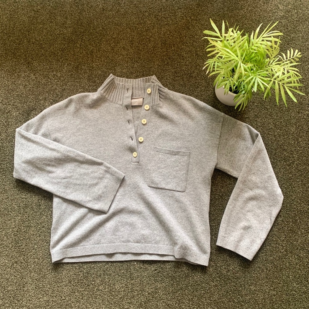 Like New Everlane ReCashmere Button Mockneck